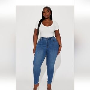 Fashion Nova Kiley Control Curvy Stretch Skinny Jeans - Vintage Wash Size 14 EUC